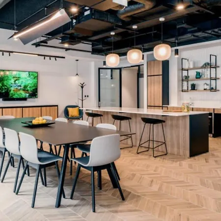 Cooper's Cross By Silverdoor Dublin